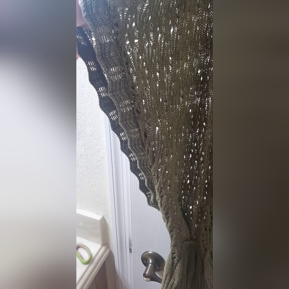 Faded Glory Crocheted Cardigan Army Green. XL (15/18) - Picture 5 of 9